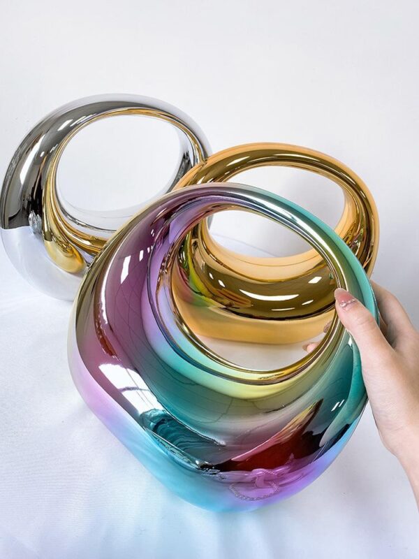 Chromatic Bags